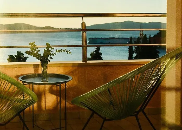 Family Space 90m2 * Trogir